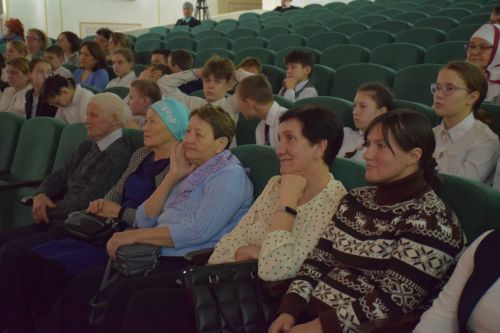 В Нурлате прошел торжественный концерт, посвященный Международному дню инвалидов (+фоторепортаж)