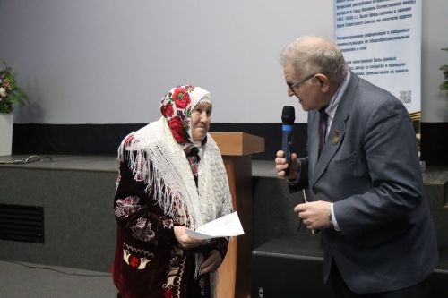 В День неизвестного солдата в Нурлате прошел урок мужества «Герои без звезд из Татарстана» (+фоторепортаж)