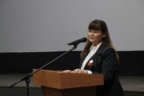 В День неизвестного солдата в Нурлате прошел урок мужества «Герои без звезд из Татарстана» (+фоторепортаж)