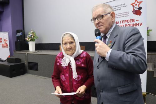 В День неизвестного солдата в Нурлате прошел урок мужества «Герои без звезд из Татарстана» (+фоторепортаж)