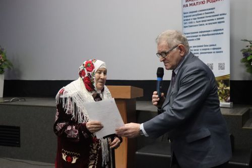 В День неизвестного солдата в Нурлате прошел урок мужества «Герои без звезд из Татарстана» (+фоторепортаж)