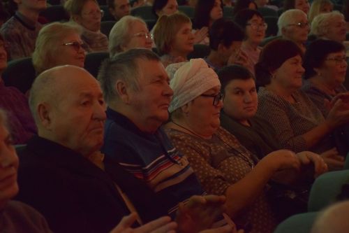 В Нурлате прошел торжественный концерт, посвященный Международному дню инвалидов (+фоторепортаж)