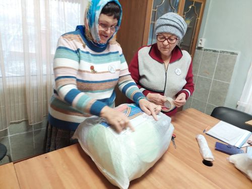 Забота и молитва: в Нурлате собрали посылки для воинов