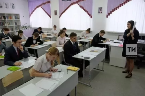 Сегодня 16,5 тысяч выпускников Татарстана пишут итоговое сочинение