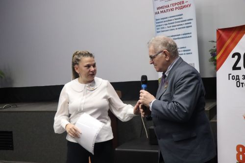 В День неизвестного солдата в Нурлате прошел урок мужества «Герои без звезд из Татарстана» (+фоторепортаж)