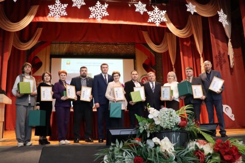 Победители конкурса «Новый год-2026» в номинации «Лучшее новогоднее оформление фасада зданий организаций и предприятий города»