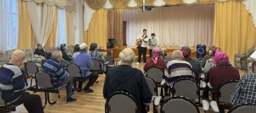 От сердца к сердцу: школьники Нурлата подарили праздник одиноким людям