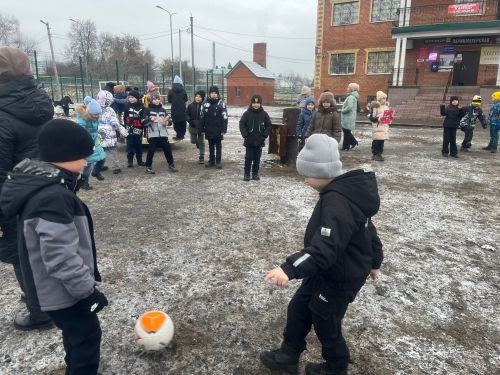 В микрорайоне Сахароваров стартовала акция «Зима в Татарстане»
