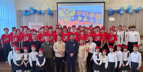 Новое поколение героев: в Нурлате школьники дали торжественную клятву юнармейца