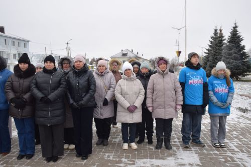 В Нурлате состоялся торжественный митинг, посвященный Дню Героев Отечества (+фоторепортаж)