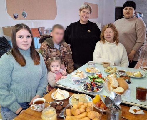Боец с позывным Грозный стал гостем Егоркинского Дома культуры