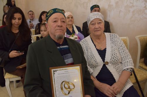 Юбилей свадьбы: торжество в Нурлатском Дворце бракосочетаний (фоторепортаж)