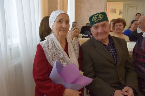 Юбилей свадьбы: торжество в Нурлатском Дворце бракосочетаний (фоторепортаж)