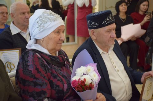 Юбилей свадьбы: торжество в Нурлатском Дворце бракосочетаний (фоторепортаж)