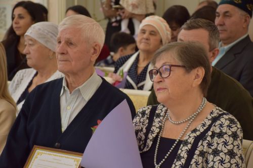 Юбилей свадьбы: торжество в Нурлатском Дворце бракосочетаний (фоторепортаж)