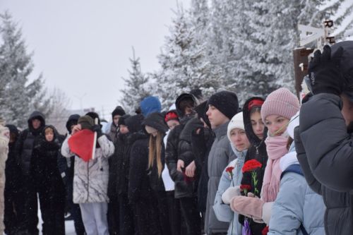 В Нурлате прошел митинг в честь 36-й годовщины вывода советских войск из Афганистана (фоторепортаж)