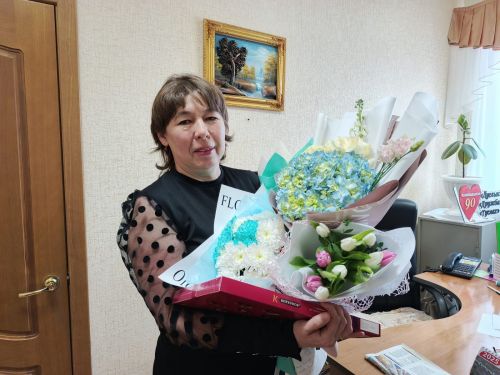 Заслуженная журналистка: руководитель «Нурлат-информа» Сирень Наиловна Самерханова отмечает юбилей!