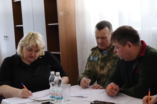 Нурлатский смотр строя и песни: волонтеры, героическая память и детская отвага (фоторепортаж)