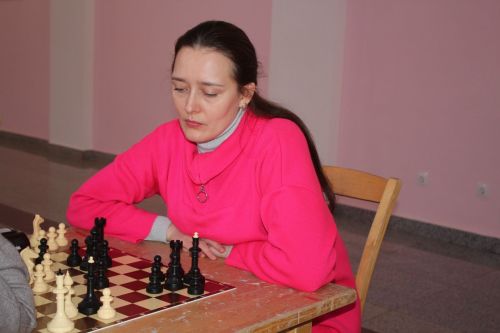 Первое женское первенство по шахматам проходит в Нурлате
