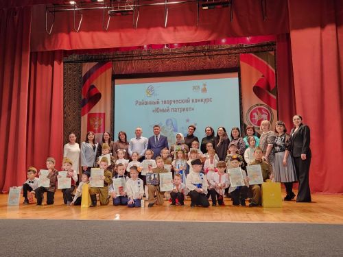Конкурс «Юный патриот» в Нурлате: юные таланты демонстрируют любовь к Родине
