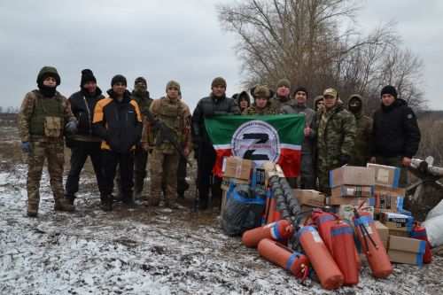 Нурлатцы продолжают гуманитарную миссию: с очередной поездки в зону СВО с гумпомощью вернулись представители фонда «Все для победы Нурлат»