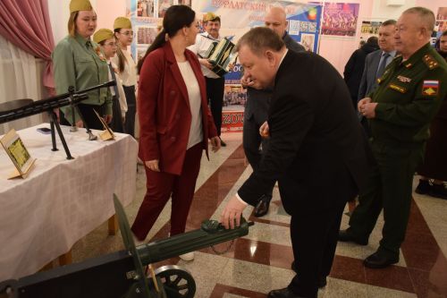 Нурлатцы открыли Год защитника Отечества (фоторепортаж)
