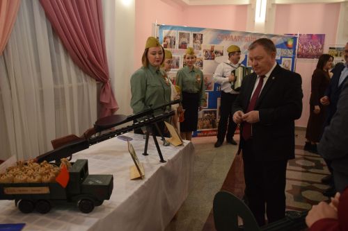 Нурлатцы открыли Год защитника Отечества (фоторепортаж)