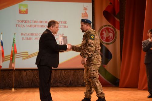 Нурлатцы открыли Год защитника Отечества (фоторепортаж)
