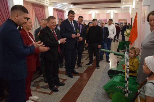 Нурлатцы открыли Год защитника Отечества (фоторепортаж)