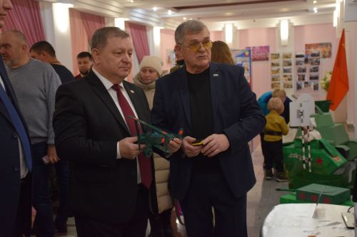 Нурлатцы открыли Год защитника Отечества (фоторепортаж)