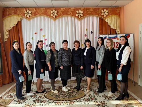 Семинар для молодых воспитателей Нурлата: обмен опытом и поддержка