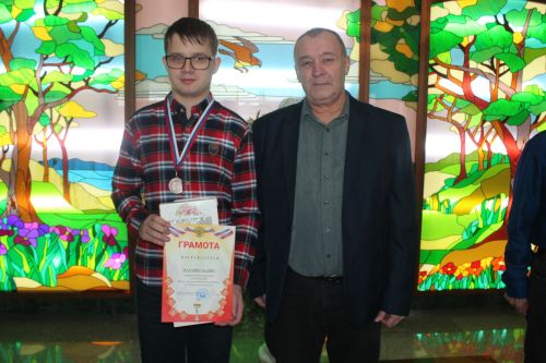 В Нурлате чемпионом по шахматам впервые стал Григорий Ермолаев