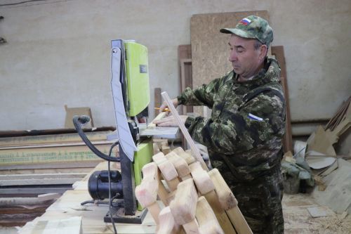 В Нурлате для бойцов теперь делают и костыли