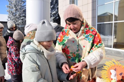 Жители Нурлата ярко и масштабно отпраздновали Масленицу (+ фоторепортаж)
