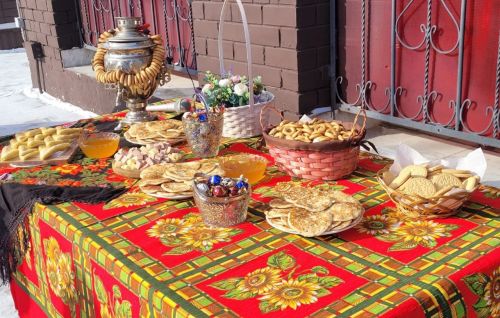 Яркие масленичные гуляния прошли в Нурлатском доме-интернате