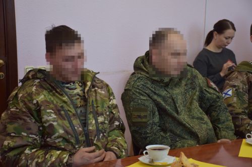 Глава Нурлатского района Дамир Ишкинеев встретился с бойцами СВО, прибывшими в краткосрочный отпуск