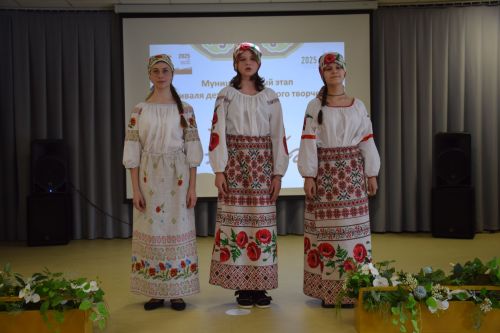 В Нурлате состоялся муниципальный этап республиканского фестиваля «Без бергэ» (+ фоторепортаж)