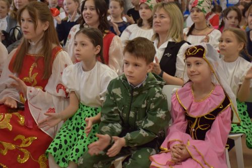 В Нурлате состоялся муниципальный этап республиканского фестиваля «Без бергэ» (+ фоторепортаж)
