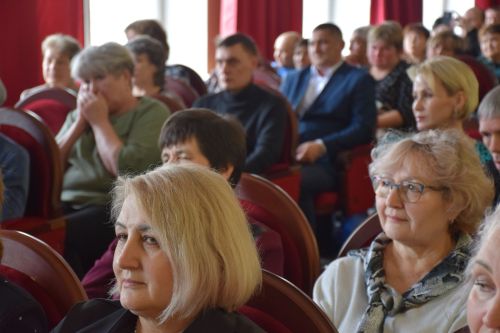 В Нурлате чествовали работников бытового обслуживания населения и жилищно-коммунального хозяйства
