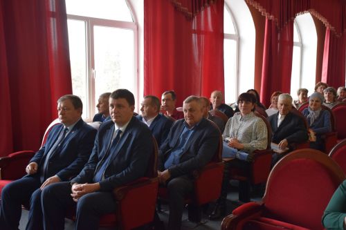 В Нурлате чествовали работников бытового обслуживания населения и жилищно-коммунального хозяйства