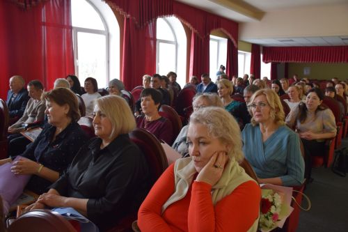 В Нурлате чествовали работников бытового обслуживания населения и жилищно-коммунального хозяйства