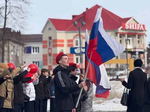 В образовательных учреждениях Нурлатского района отметили День воссоединения Крыма с Россией