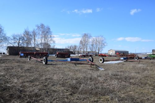 В Нурлатском районе проверили готовность техники к весенне-полевым работам