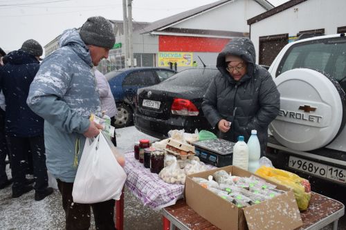 В Нурлате проходит первая весенняя сельскохозяйственная ярмарка