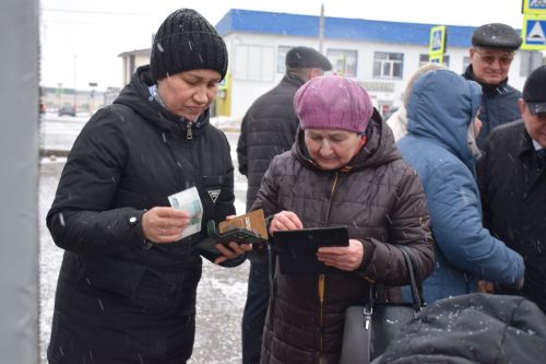 В Нурлате проходит первая весенняя сельскохозяйственная ярмарка