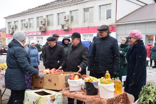 В Нурлате проходит первая весенняя сельскохозяйственная ярмарка