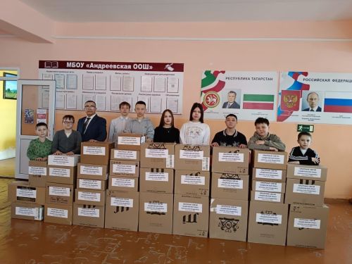 Ученики Андреевской школы изготовили 1141 окопную свечу для военных в зоне СВО