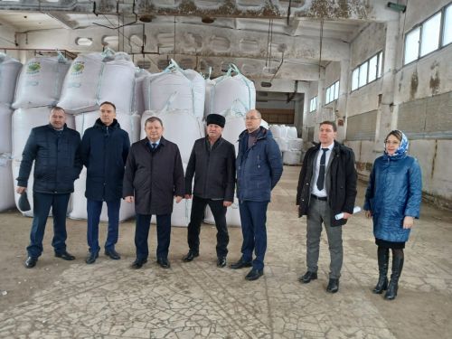 Рабочий визит представителей министерства экономики РТ в Нурлат: поддержка бизнеса и развитие промышленности