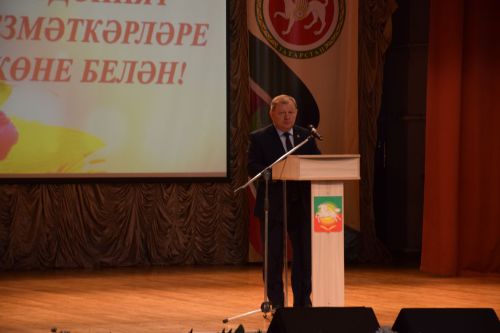 Работники культуры Нурлатского района принимали поздравления