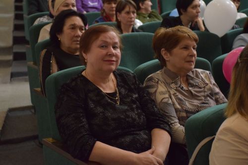 Работники культуры Нурлатского района принимали поздравления